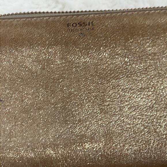 FOSSIL gold sparkle wallet zipper close coin section - Picture 10 of 15